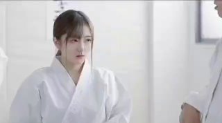 波多野结衣-cd1 引きこもりニートの僕の元に親が呼んだ美人カウンセラーがやってきた。あまりにエロい格好と久しぶりの三次元の女を目にして僕は勃起が止まらない！恥ずかしながらも股間を必死にアピールしたら意外にも簡単にヤラせてくれた！